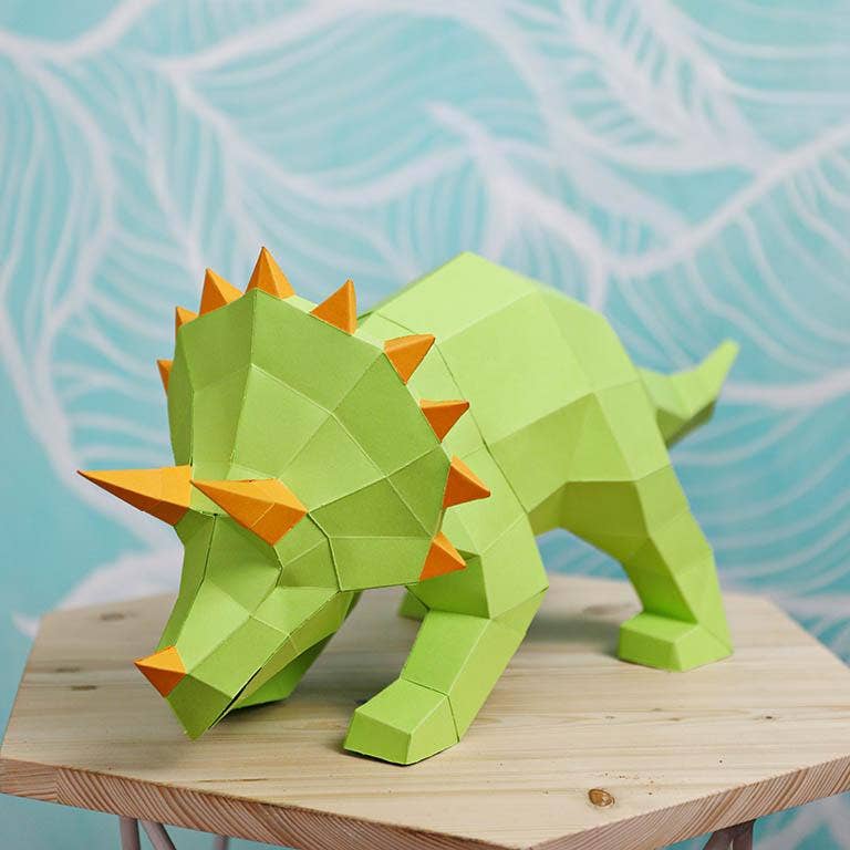 Triceratops 3D PaperCraft Origami Model, Animal Lamp