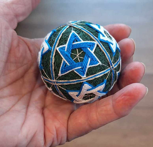 Class: Temari Star/Wreath Ball